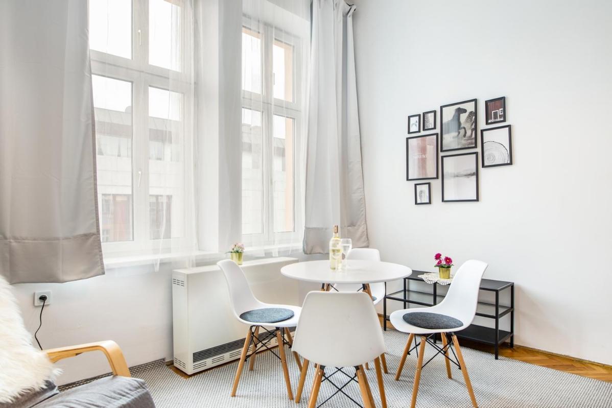 Miodowa Apartment Krasków Εξωτερικό φωτογραφία