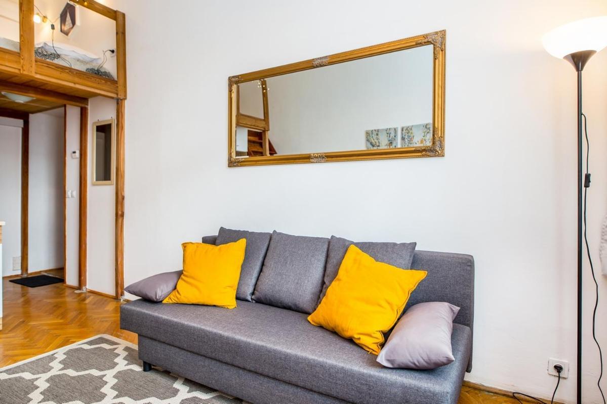Miodowa Apartment Krasków Εξωτερικό φωτογραφία